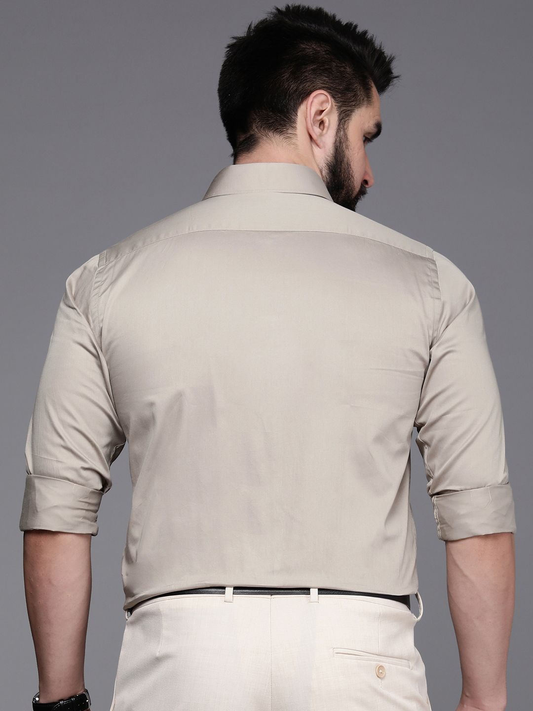 Raymond Solid Slim Fit Pure Cotton Formal Shirt