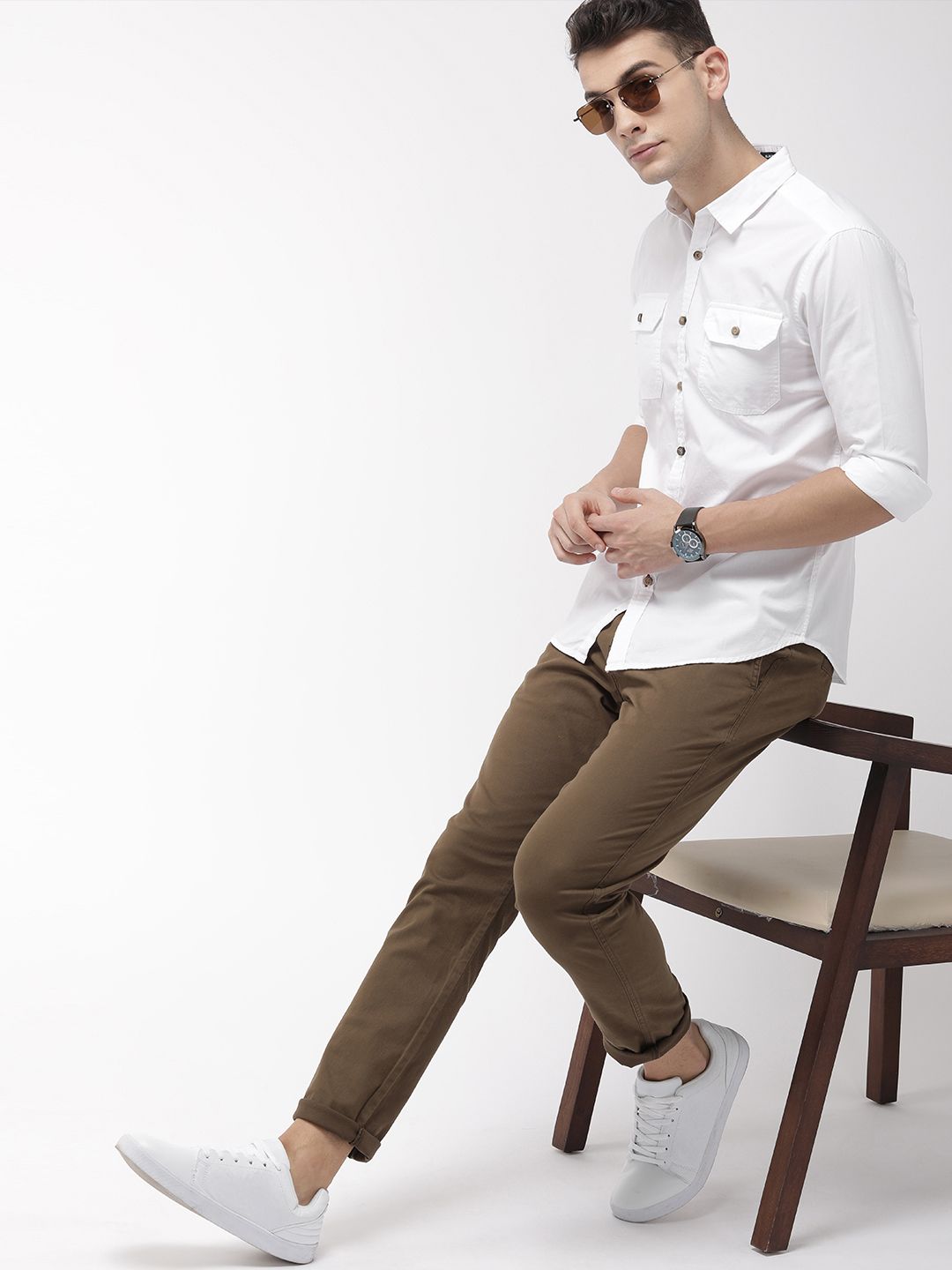 HIGHLANDER Men White Slim Fit Solid Casual Shirt