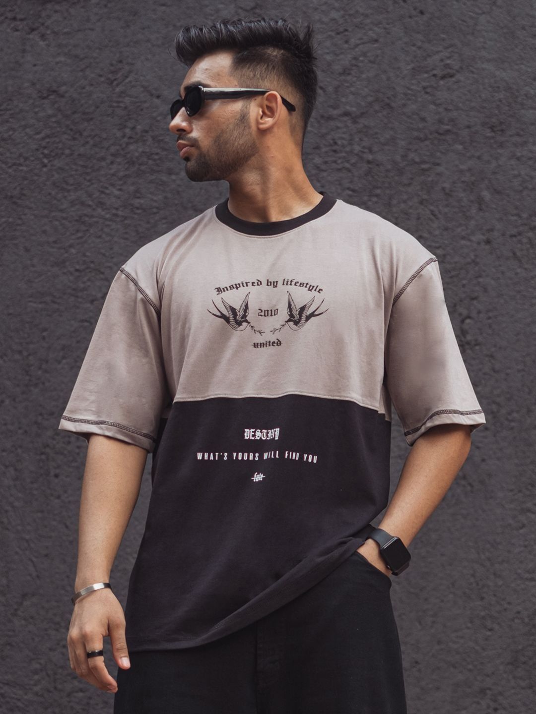 Powerlook Men Typography Colourblocked Applique T-shirt