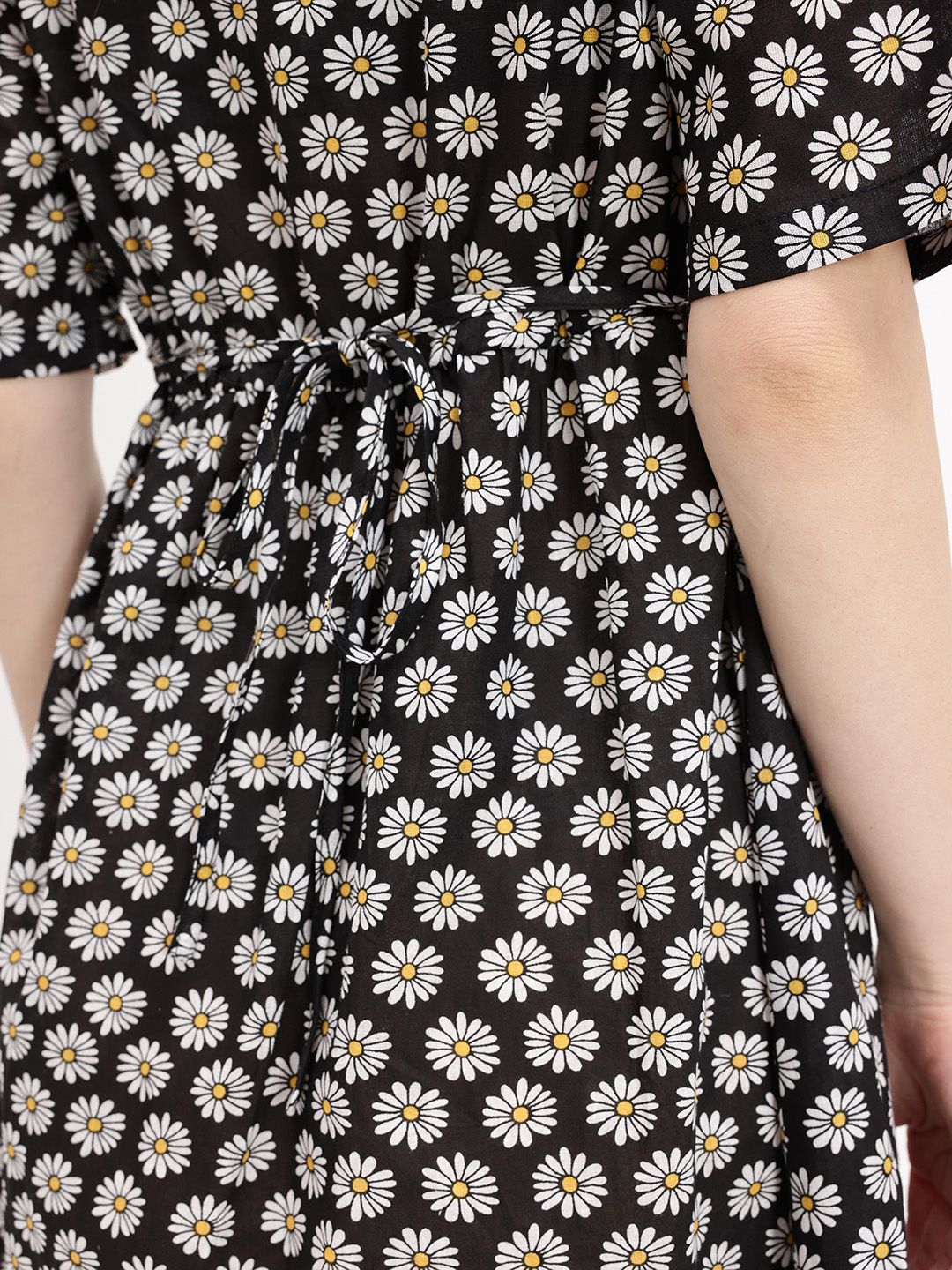 DressBerry Daisy Dose Empire Flow Dress