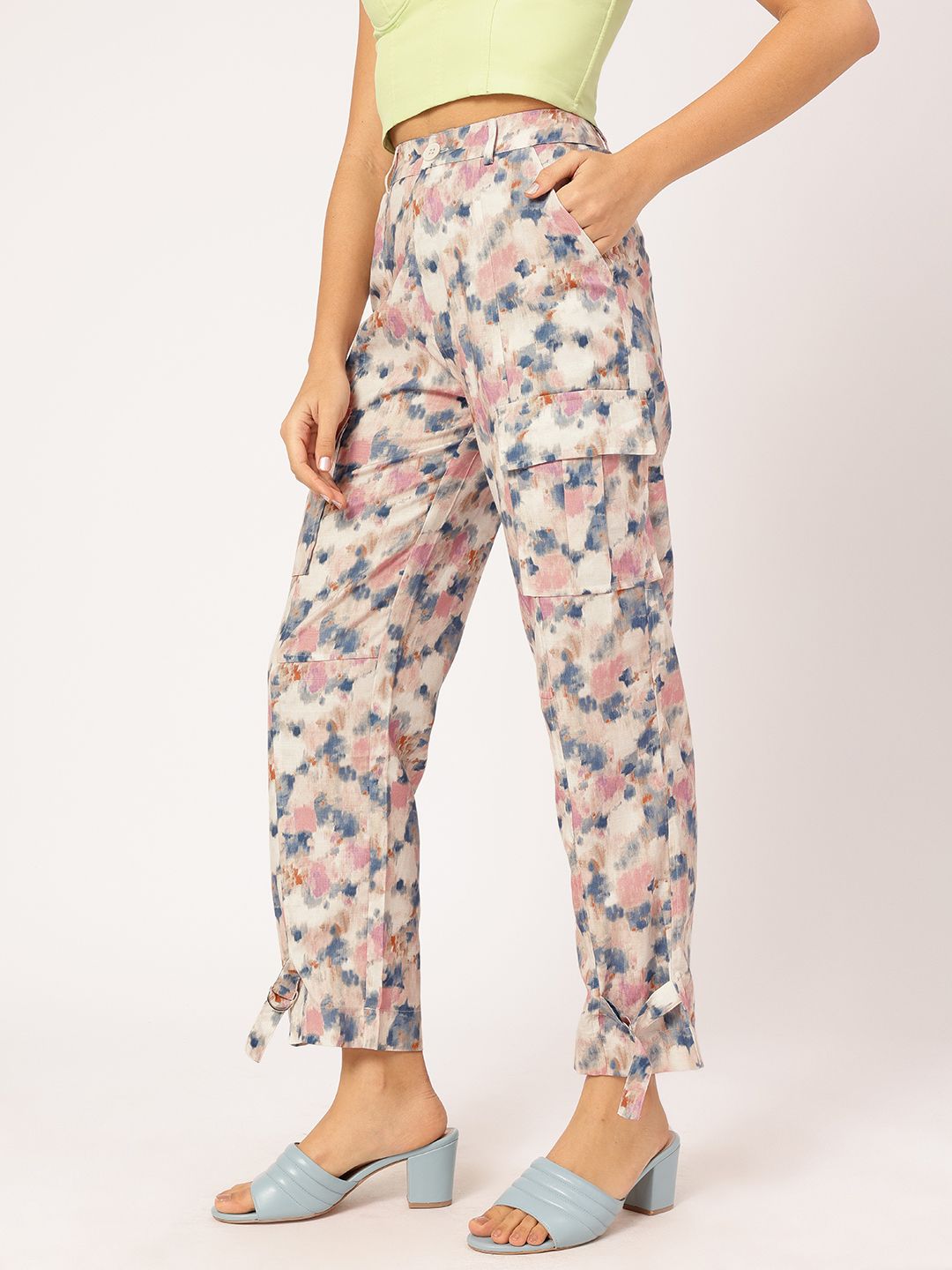 DressBerry Women Graffiti Glam Printed Cargo-Style Trousers