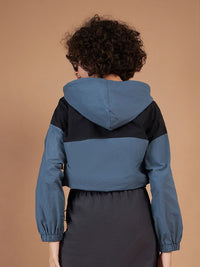 SASSAFRAS Colourblocked Crop Parachute Sweatshirt