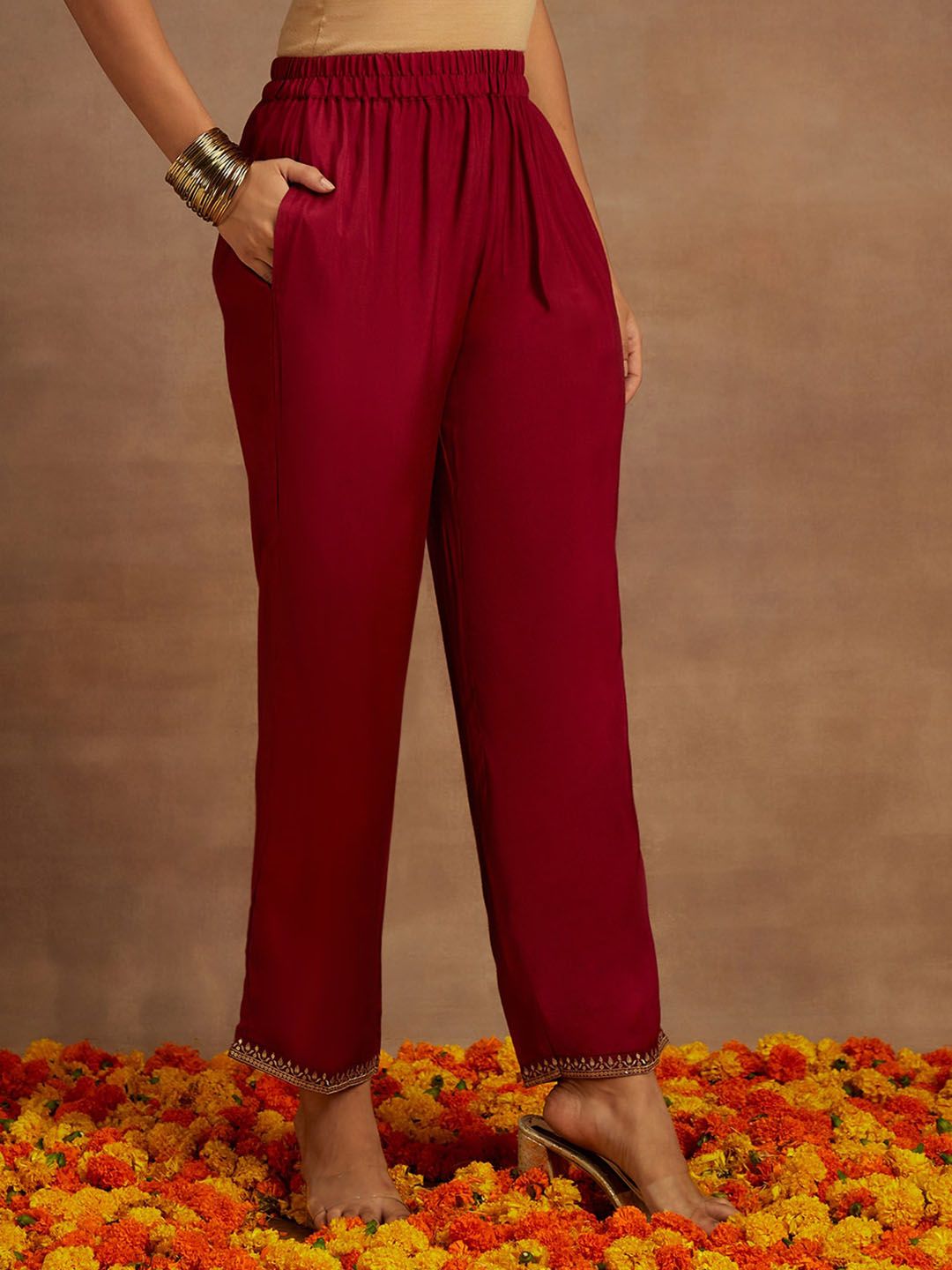 Libas Fuchsia Ethnic Motifs Embroidered Thread Work Kurta with Trousers & With Dupatta