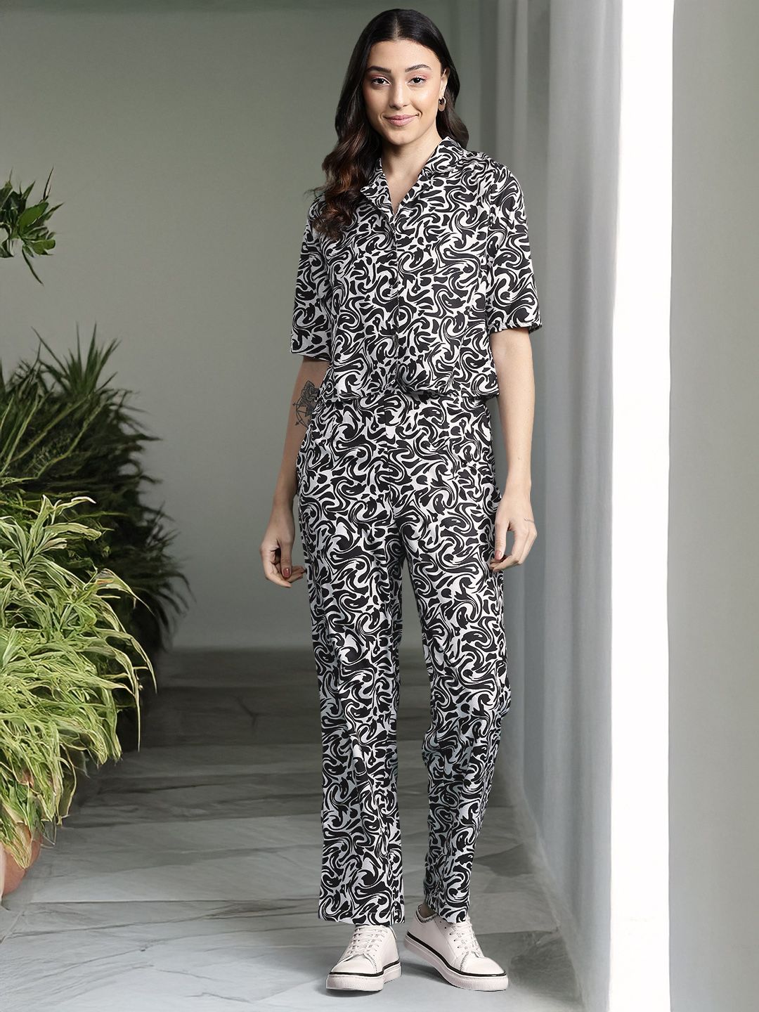 DressBerry Printed Co-Ords with Top