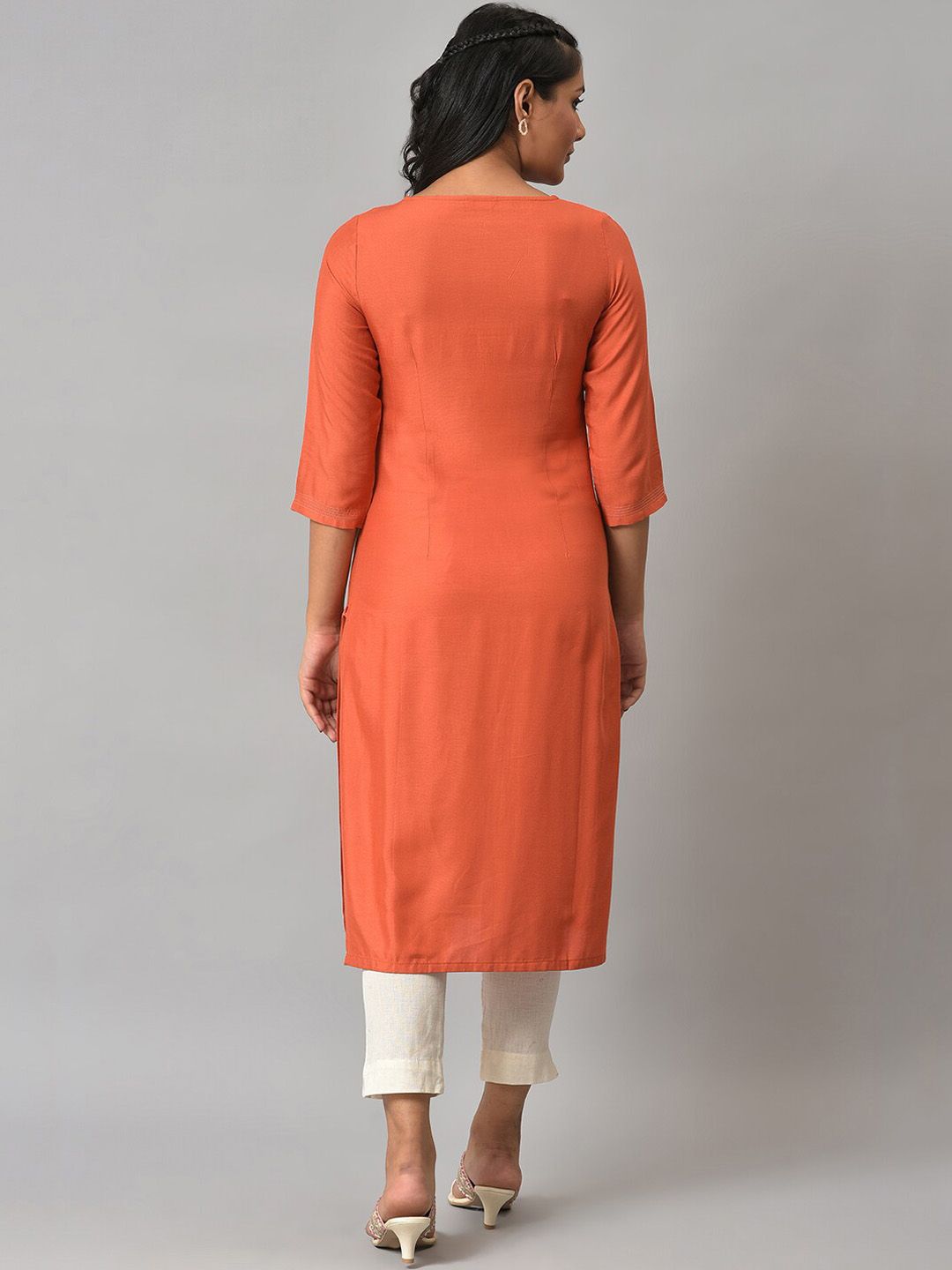 W Embellished Keyhole Neck Three-Quarter Sleeves Embellished Cotton Kurta