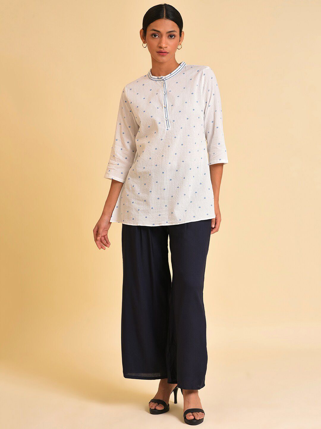 W White Geometric Print Mandarin Collar Cotton Top