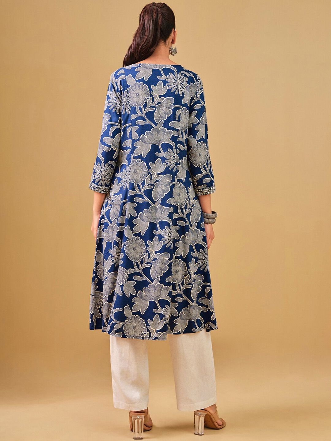 Global Desi Floral Printed V-Neck A-Line Kurta