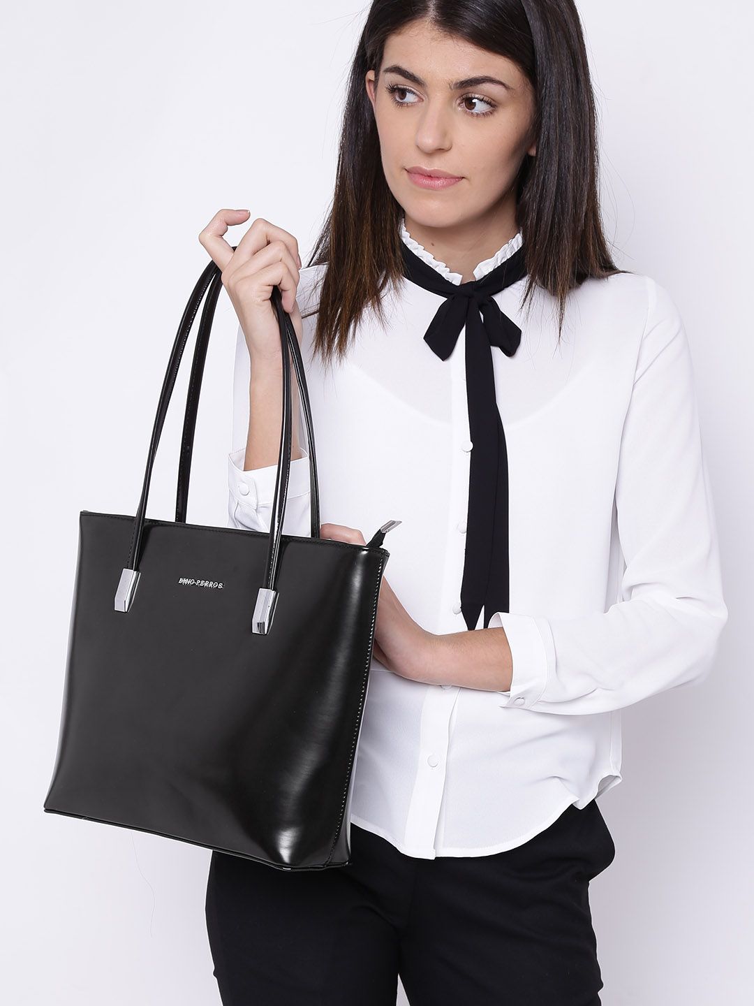 Lino Perros Black Glossy Shoulder Bag