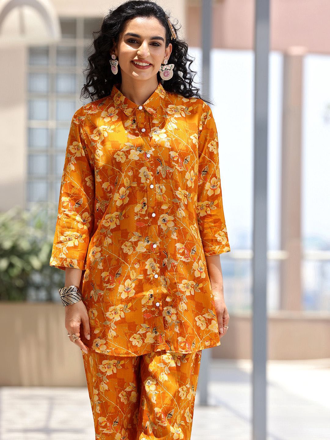 Libas Floral Printed Shirt Collar Three-Quarter Sleeves Tunic ,Trousers