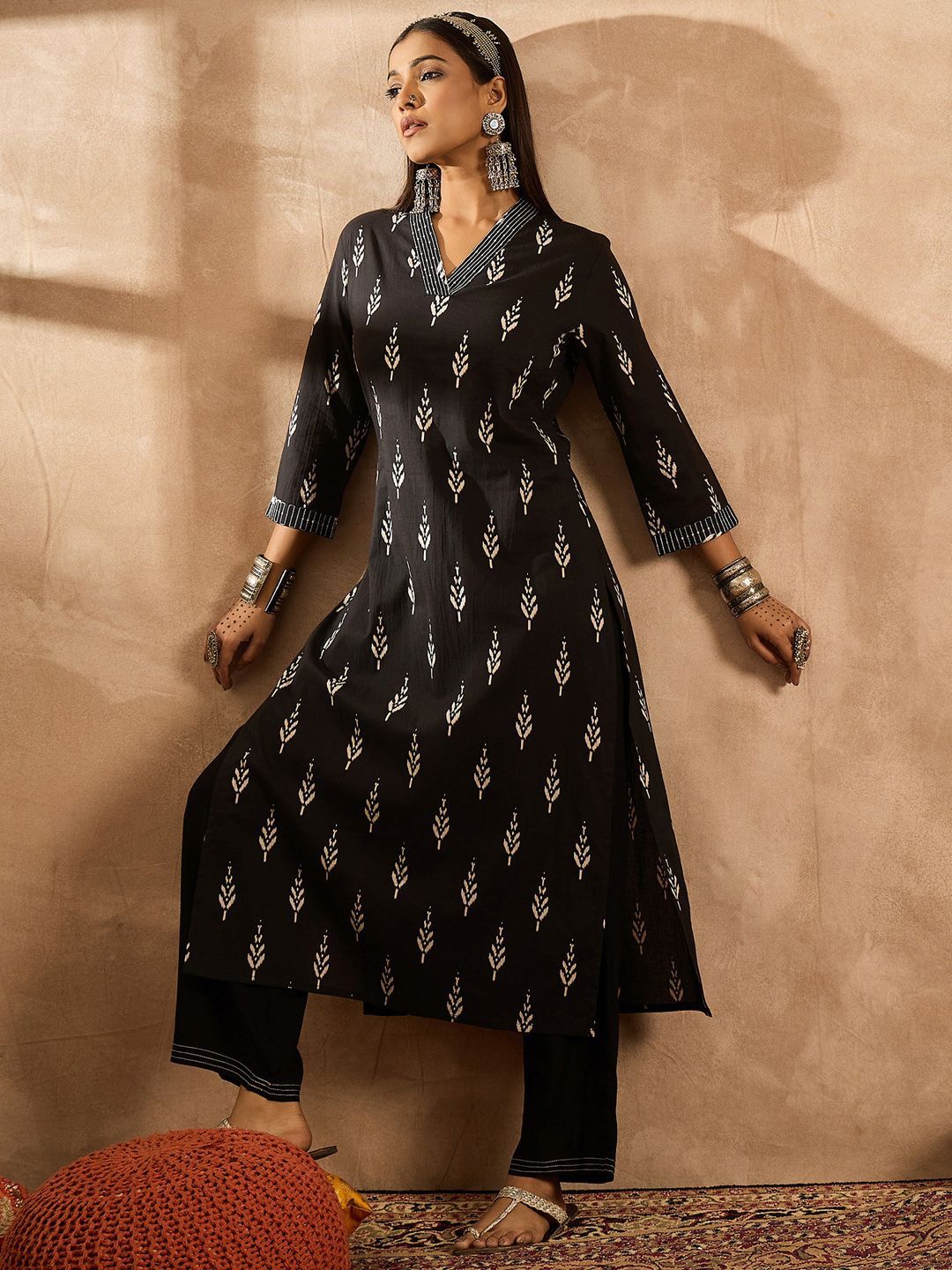 Indo Era Floral Printed V-Neck Pure Cotton Sequinned Straight Kurta