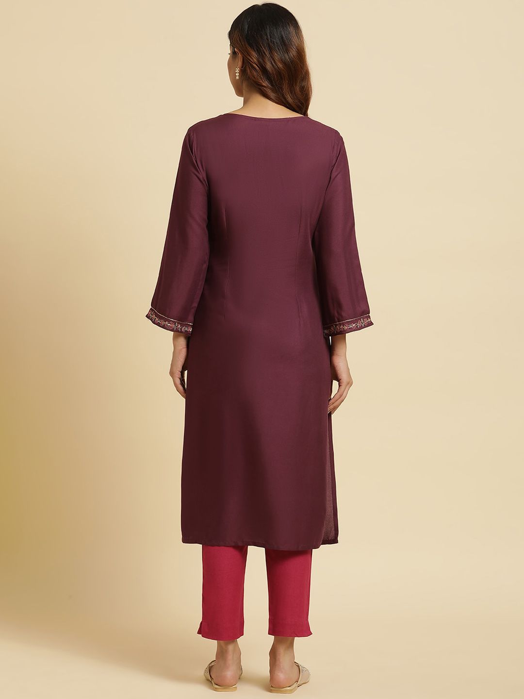 W Women Floral Yoke Design Thread Work Straight Kurta