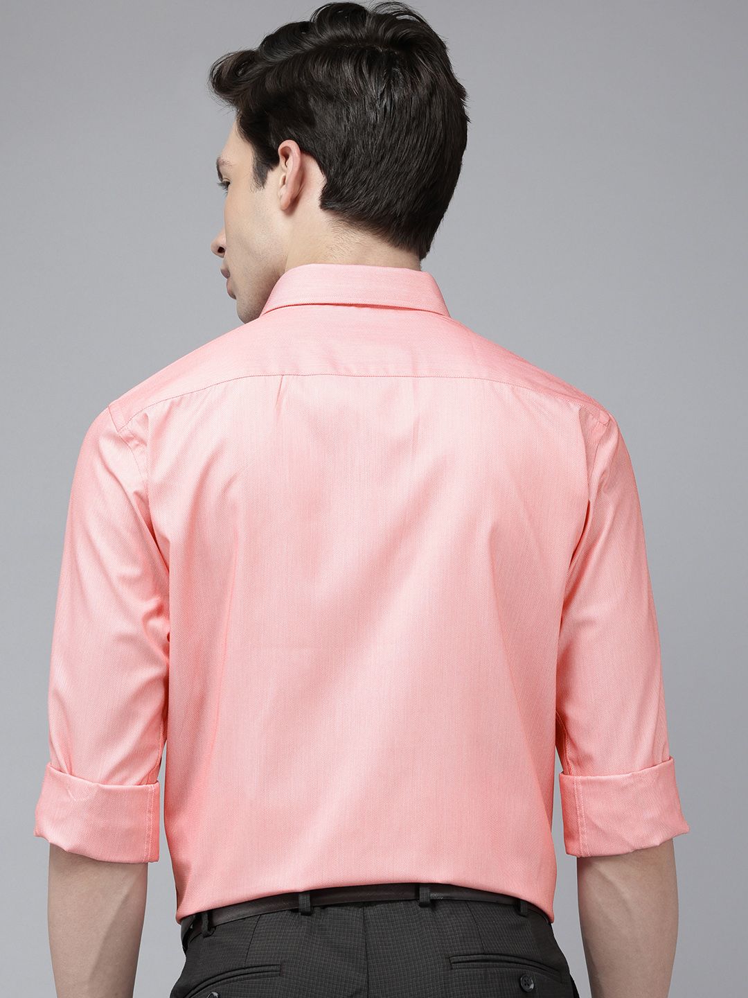 Park Avenue Self Design Slim Fit Textured Formal Shirt