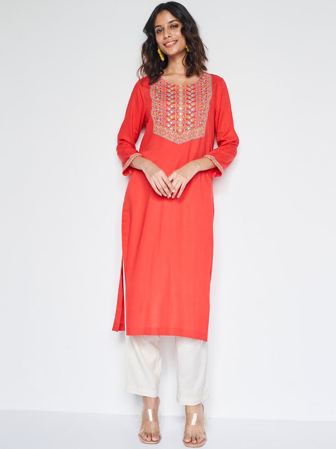 Global Desi Ethnic Motifs Yoke Design Thread Work Kurta