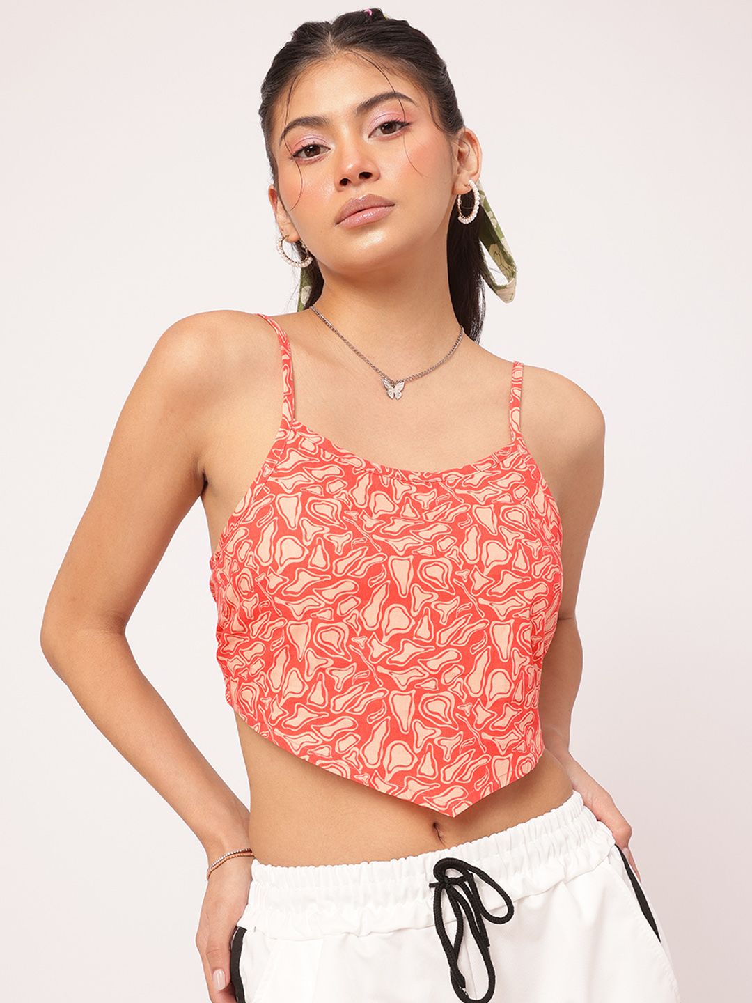 DressBerry Minimalist Muse Printed Crop Top