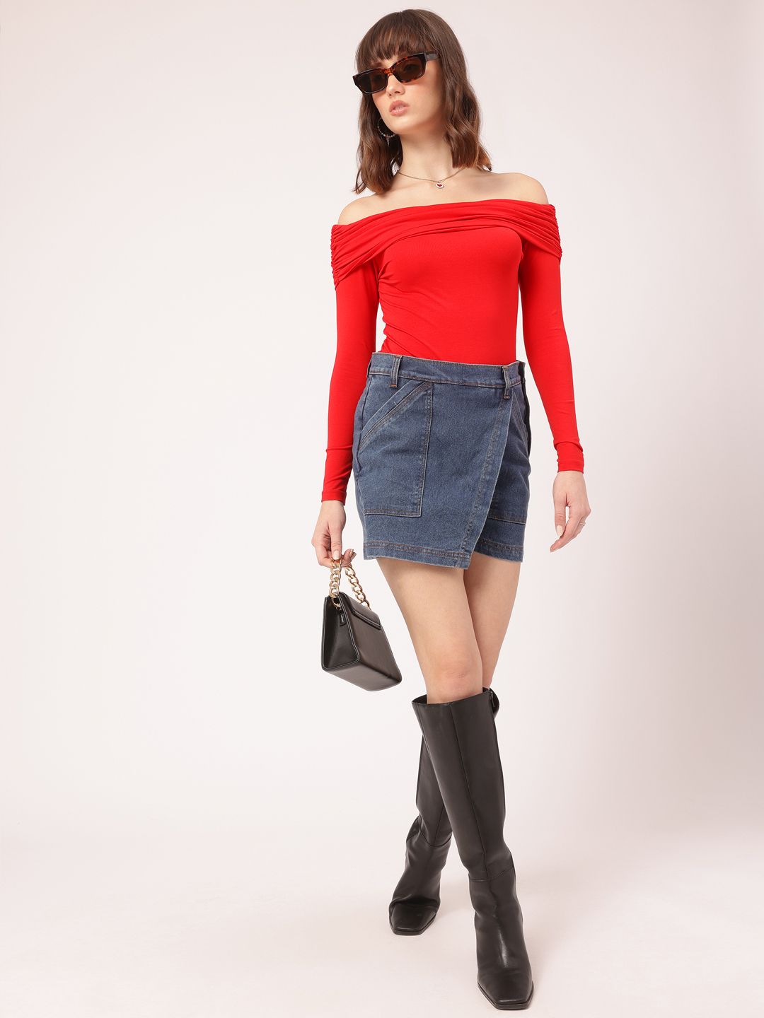 DressBerry Minimalist Magic Bardot Fitted Bodysuit