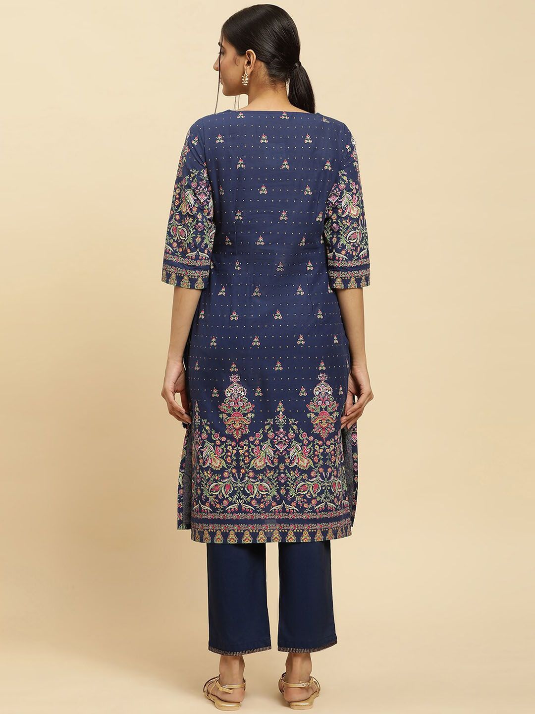 W Ethnic Motifs Printed Round Neck Pure Cotton Straight Kurta