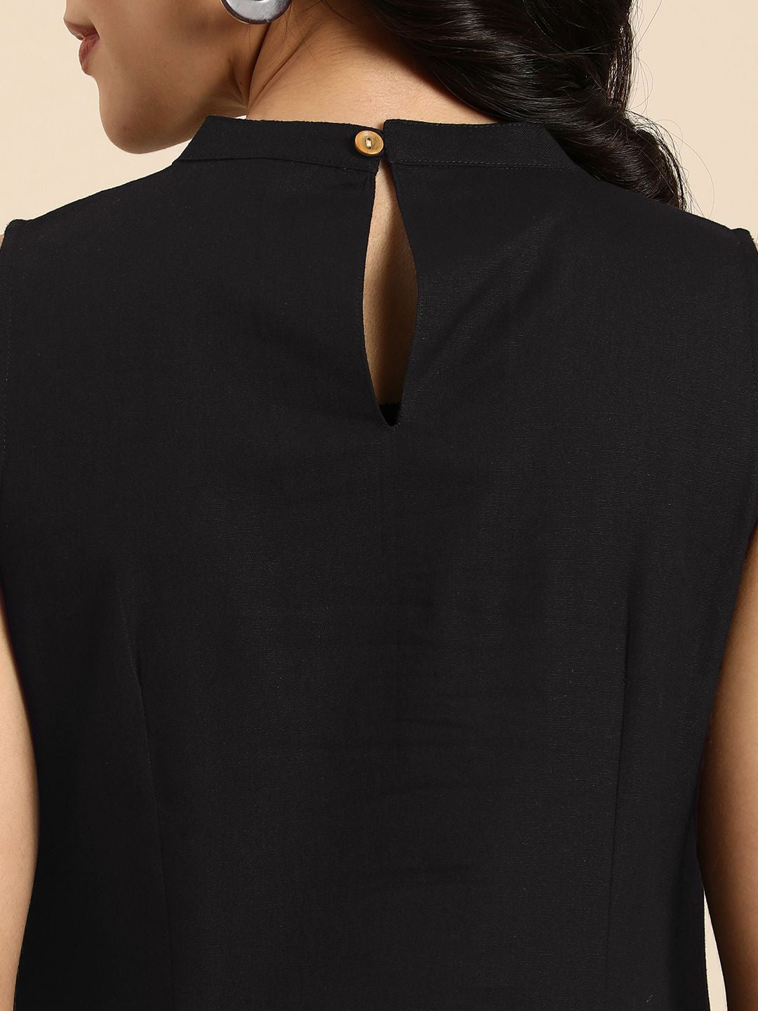 Anouk Women Solid Round Neck Pure Cotton Kurta