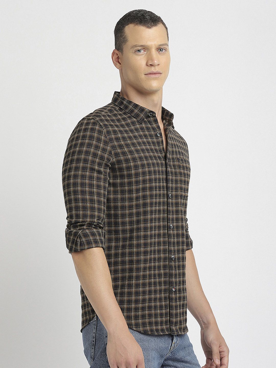 THE BEAR HOUSE Slim Fit Tartan Checked Spread Collar Pure Cotton Casual Shirt