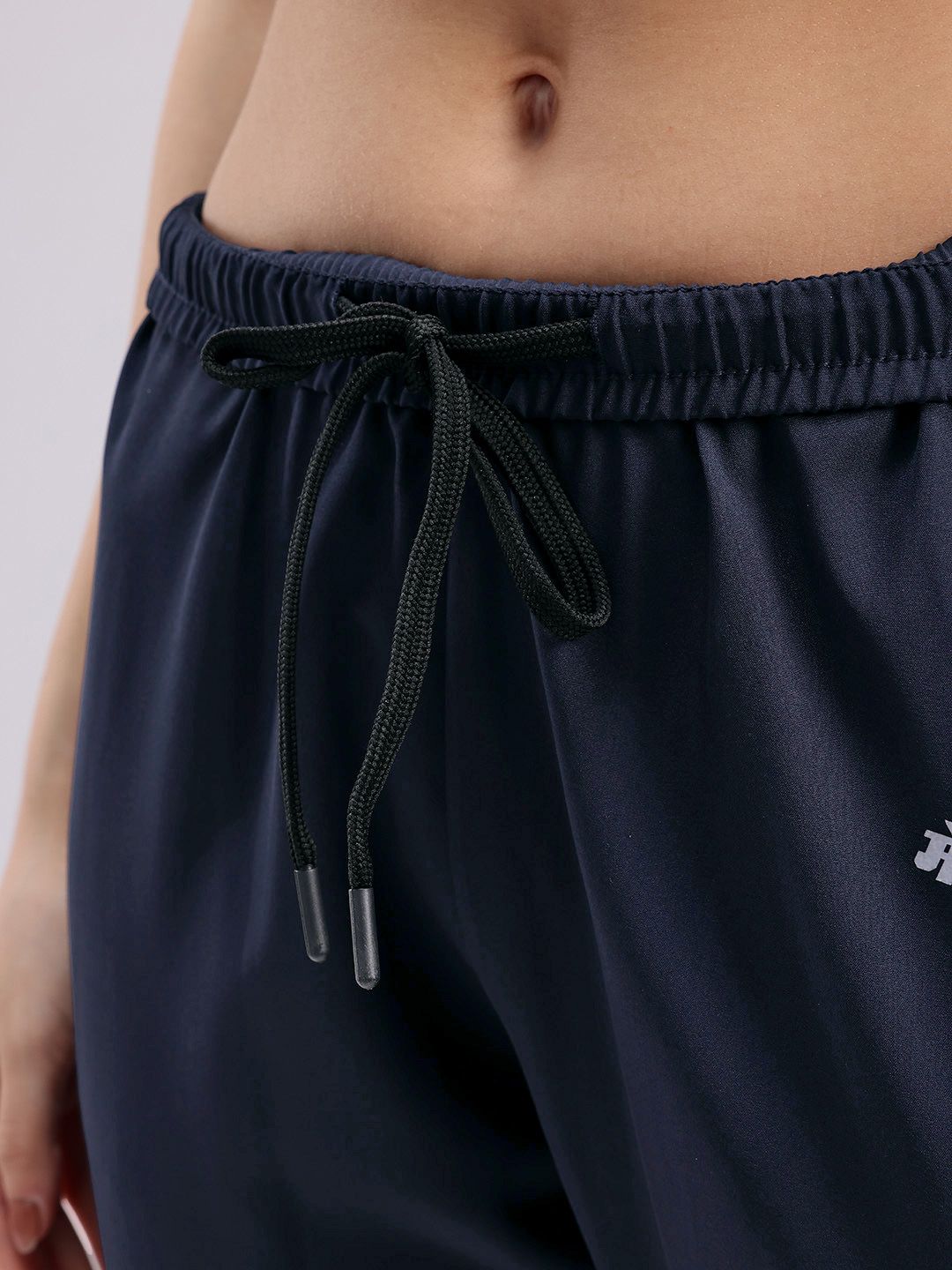 HRX by Hrithik Roshan Women Mid-Rise Regular Fit Lifestyle Joggers