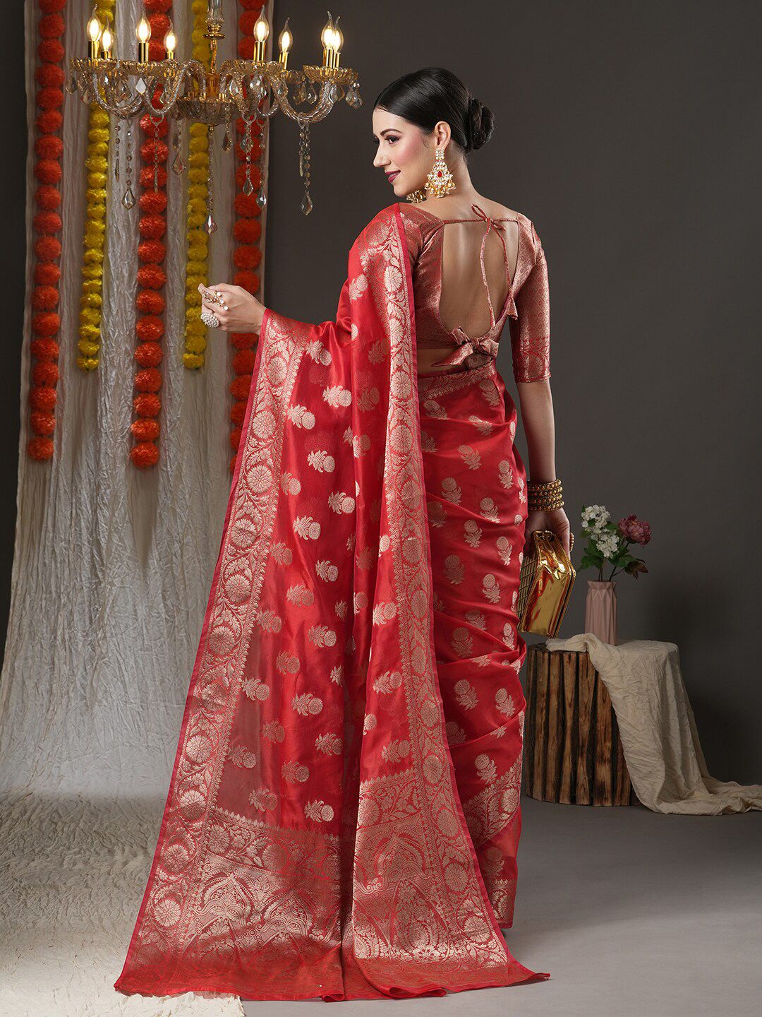 Saree mall Red & Gold-Toned Woven Design Organza Bagh Sarees