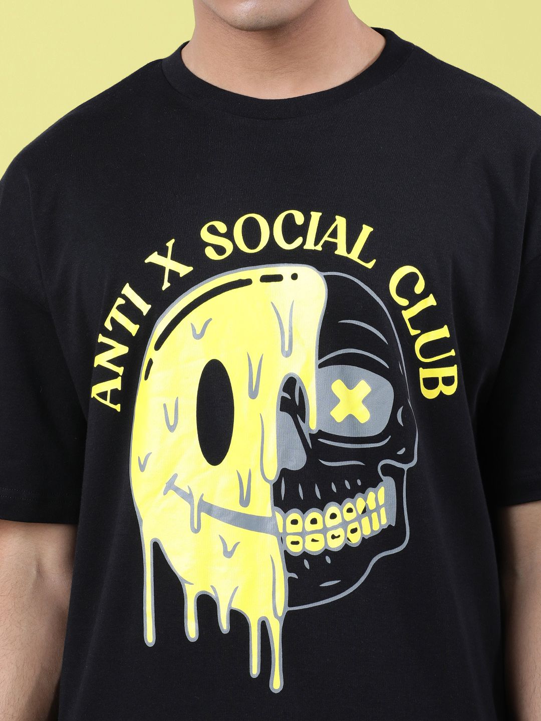 Bene Kleed Men Pure Cotton Graphic Oversized T-Shirt