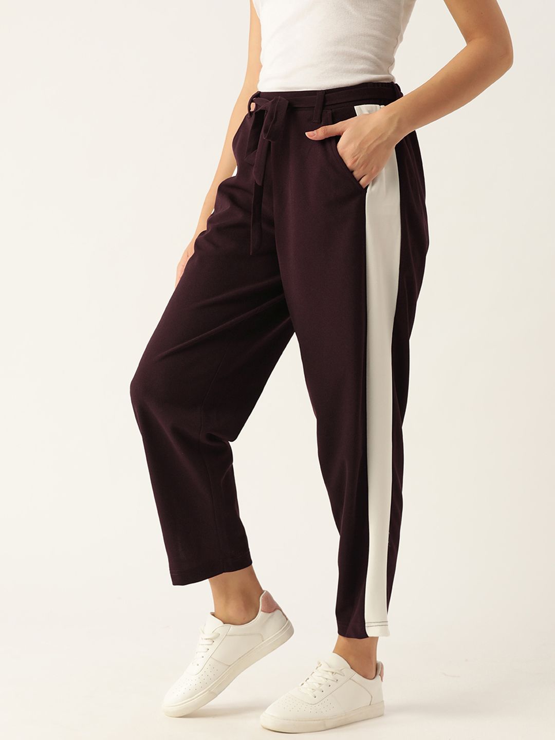 DressBerry Women Burgundy Trousers