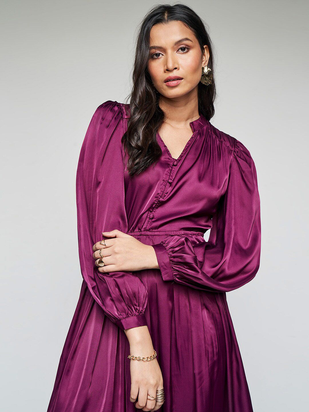 AND Cuffed Sleeves Mandarin Collar Pleated Fit & Flare Midi Dress