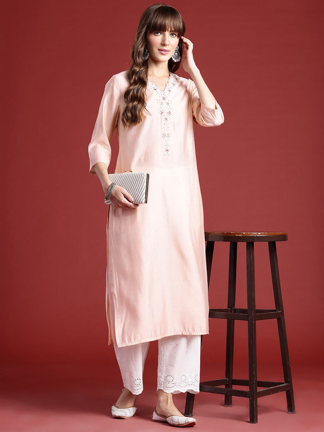 Anouk Floral Embroidered V-Neck Beads & Stones Studded Straight Kurta