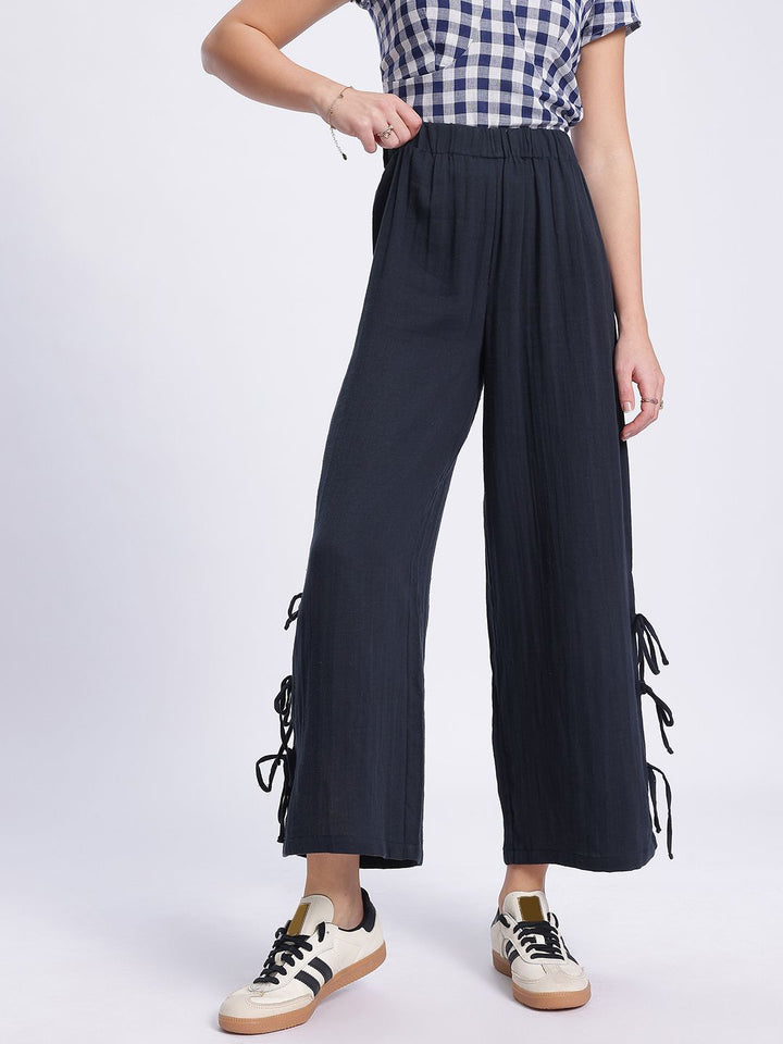 DressBerry Women Cutesy Sway Trousers with Bow-Detail