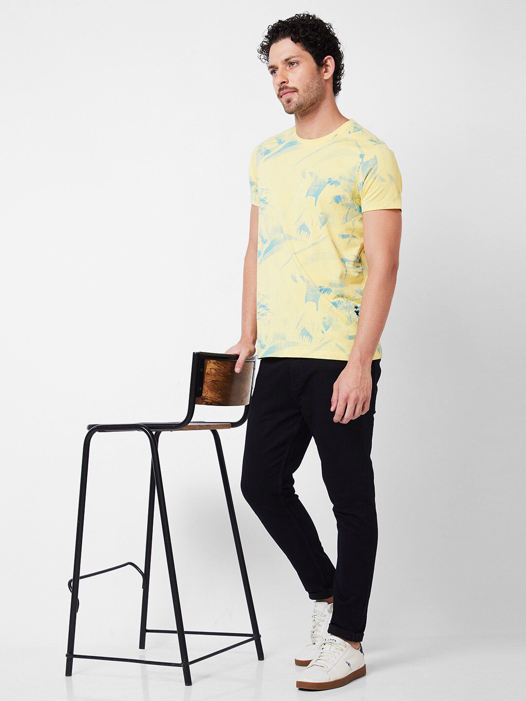 SPYKAR Abstract Printed Round Neck Slim Fit Cotton T-shirt