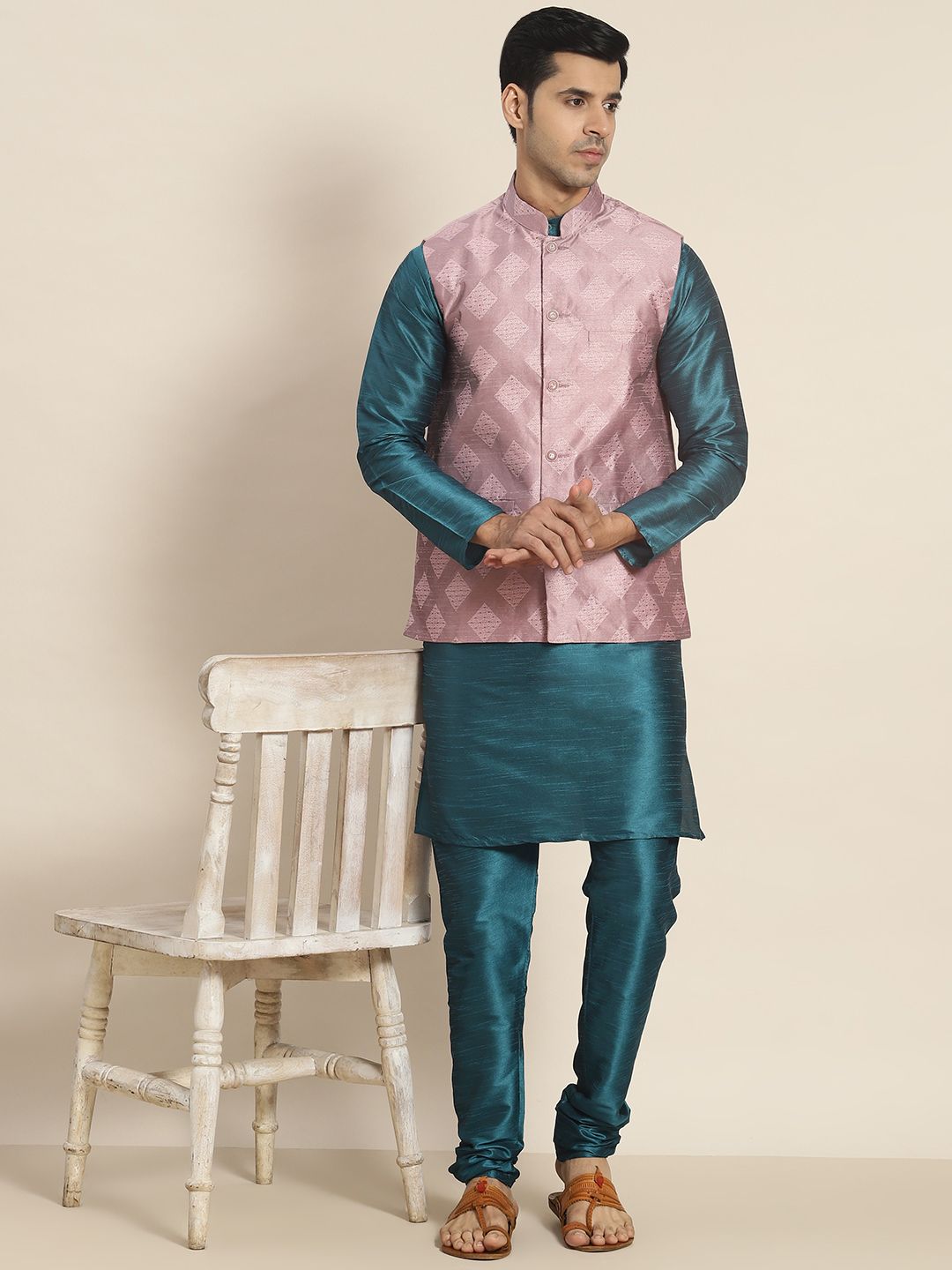 SOJANYA Men Teal Kurta with Churidar with Nehru Jacket