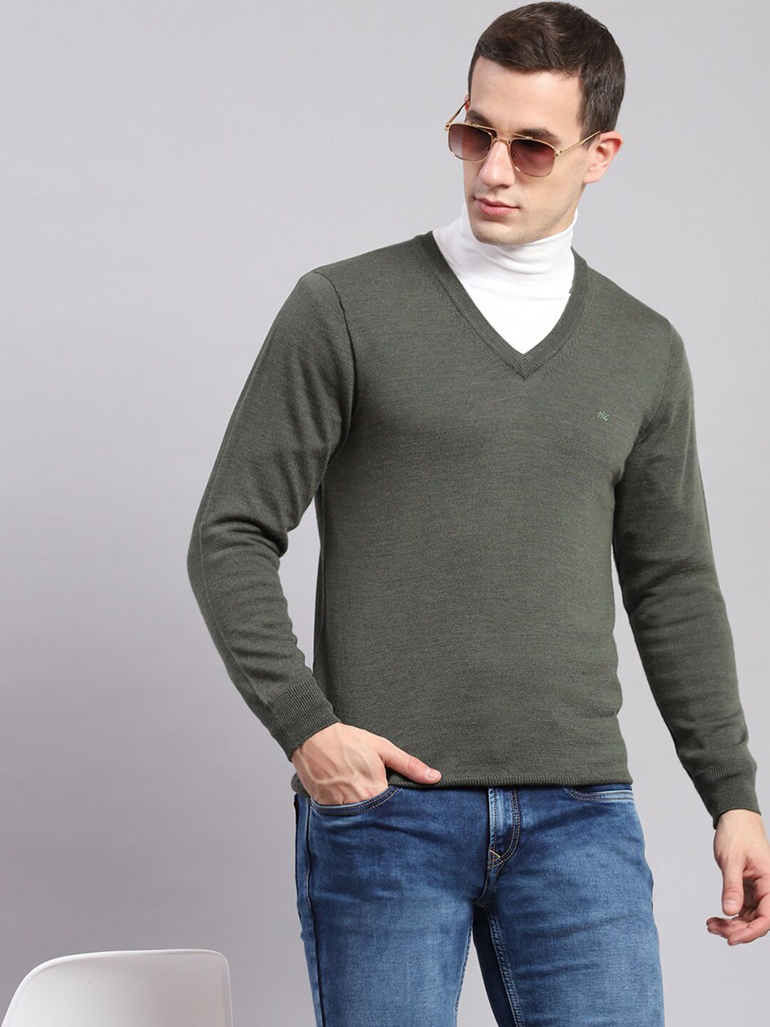 Monte Carlo Men V-Neck Woollen Pullover