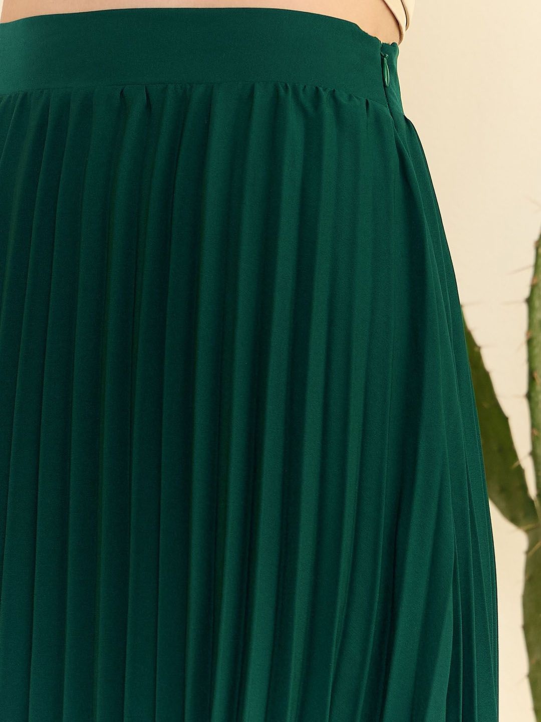 Berrylush Women High Rise Accordion Pleated Midi A-line Skirts