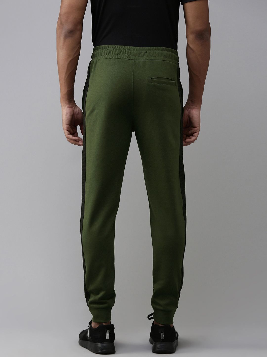 SPYKAR Men Colourblocked Slim Fit Mid-Rise Regular Joggers