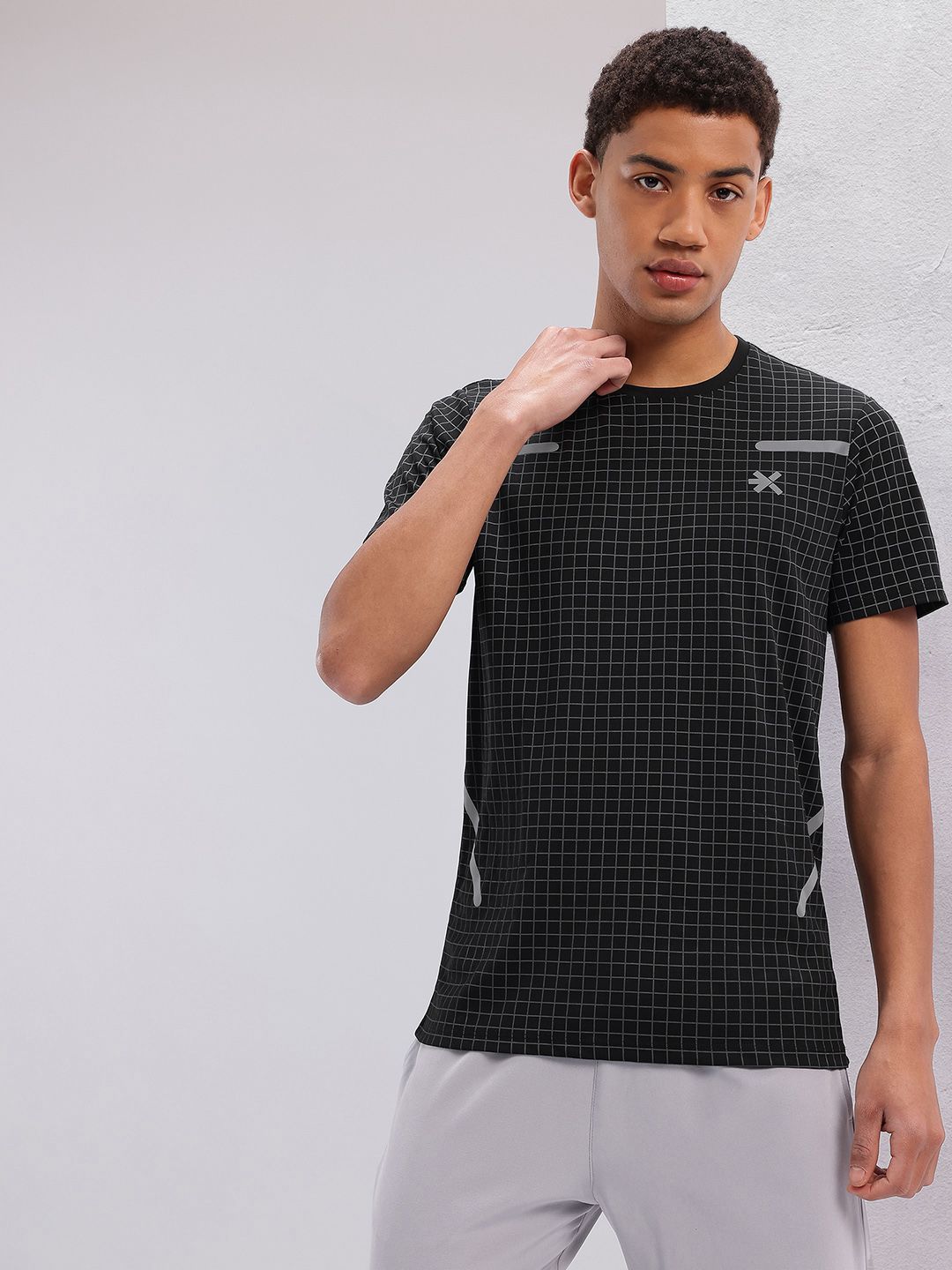HRX by Hrithik Roshan Men Checked Rapid-Dry Running T-shirt