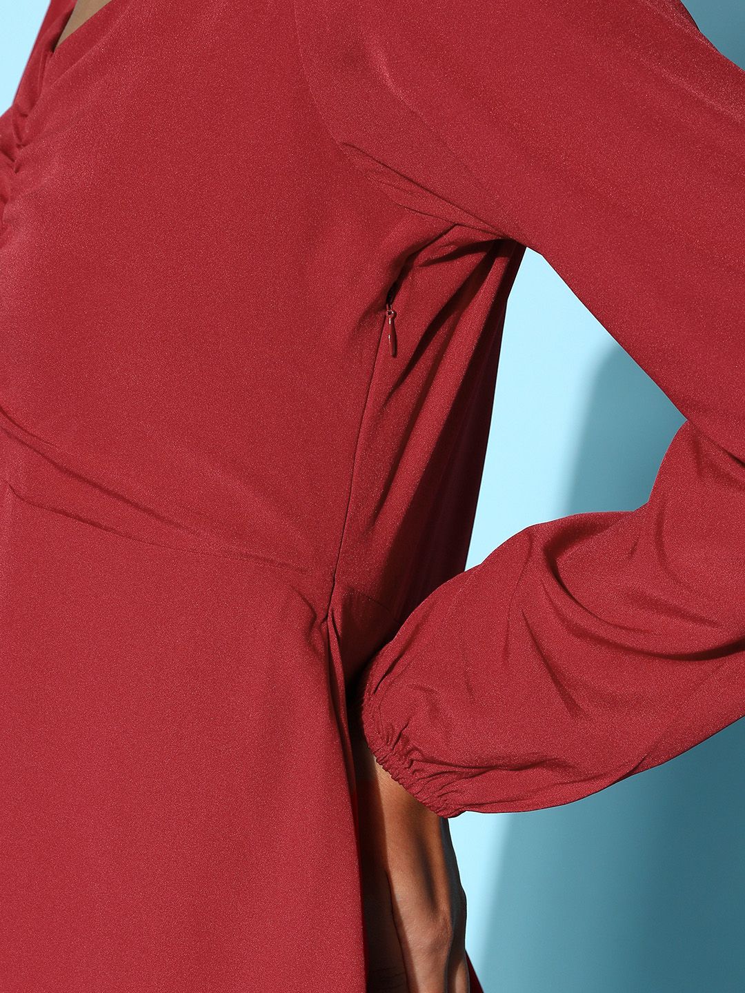 Berrylush Solid Layered Crepe Maxi Dress