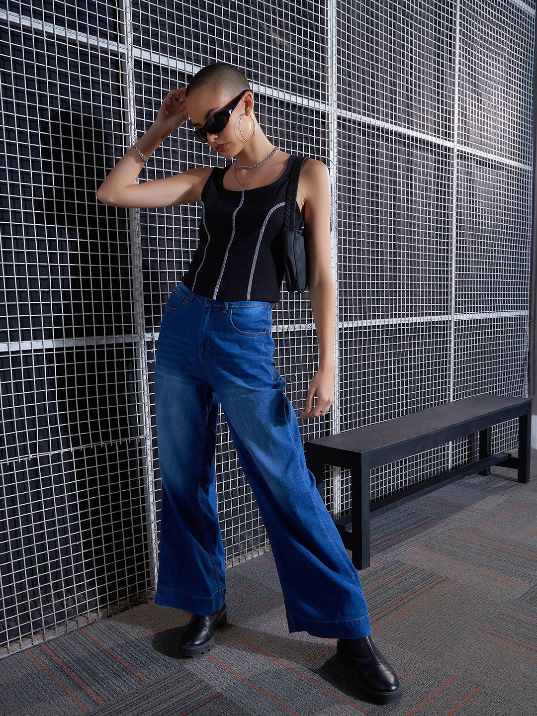 SASSAFRAS Black Square Neck Tank Top