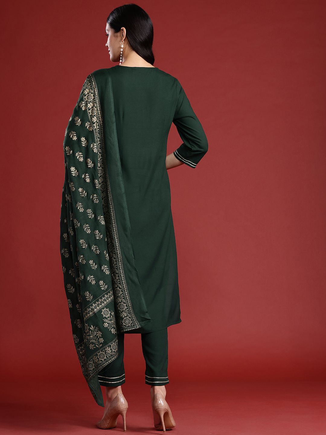 Motif etnik anouk dicetak lurus kurta set dengan dupatta