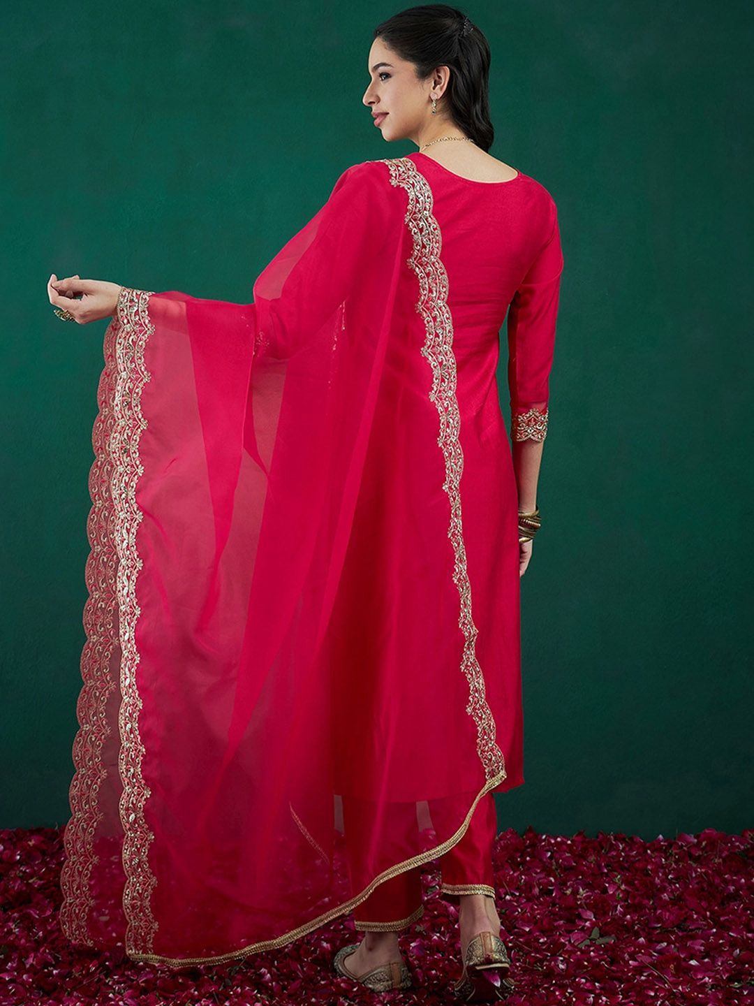 Indo Era Floral Embroidered Regular Liva Zari Kurta With Trousers & Dupatta