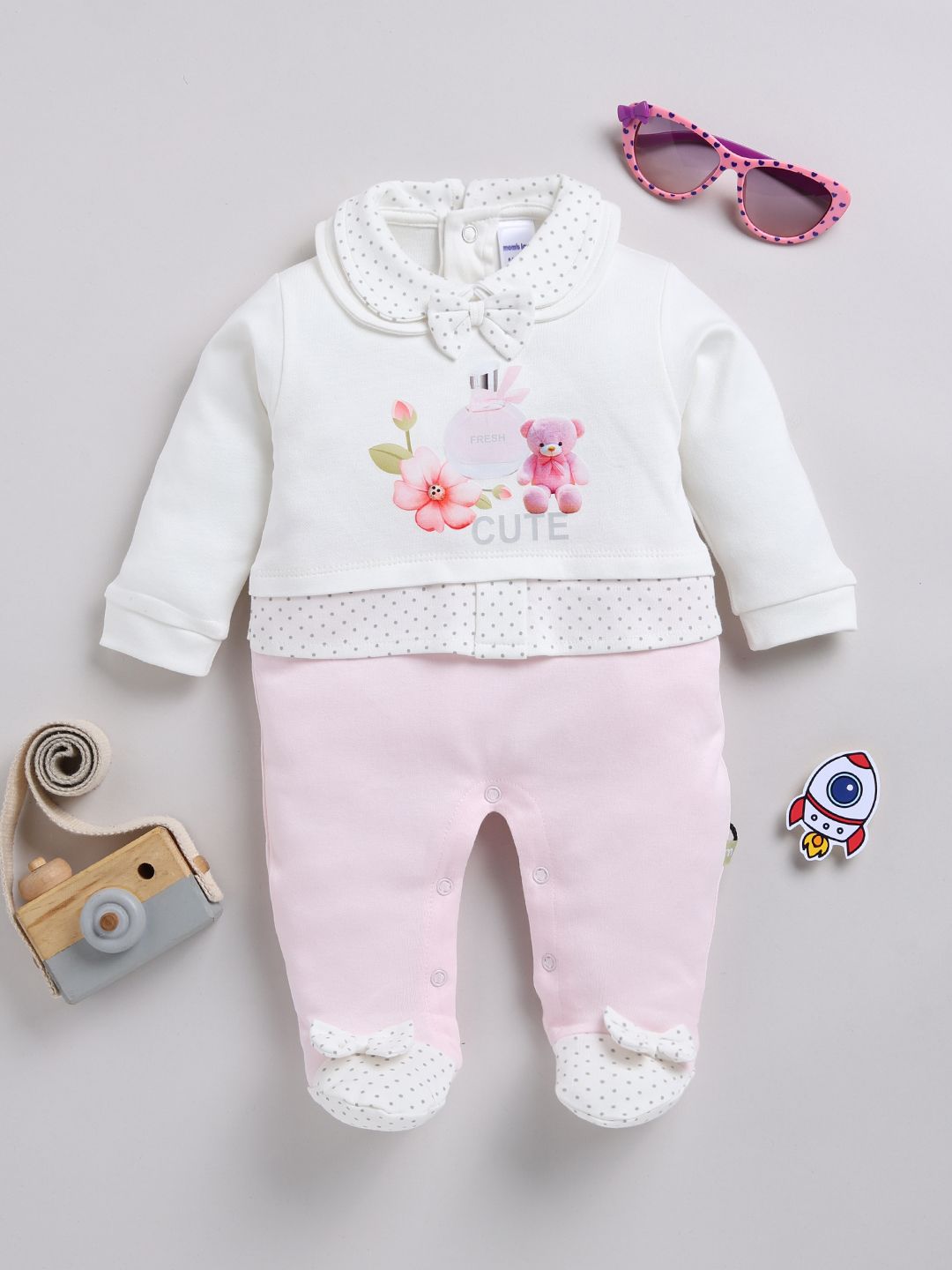 Moms Love Infant Girls Printed Sleepsuit