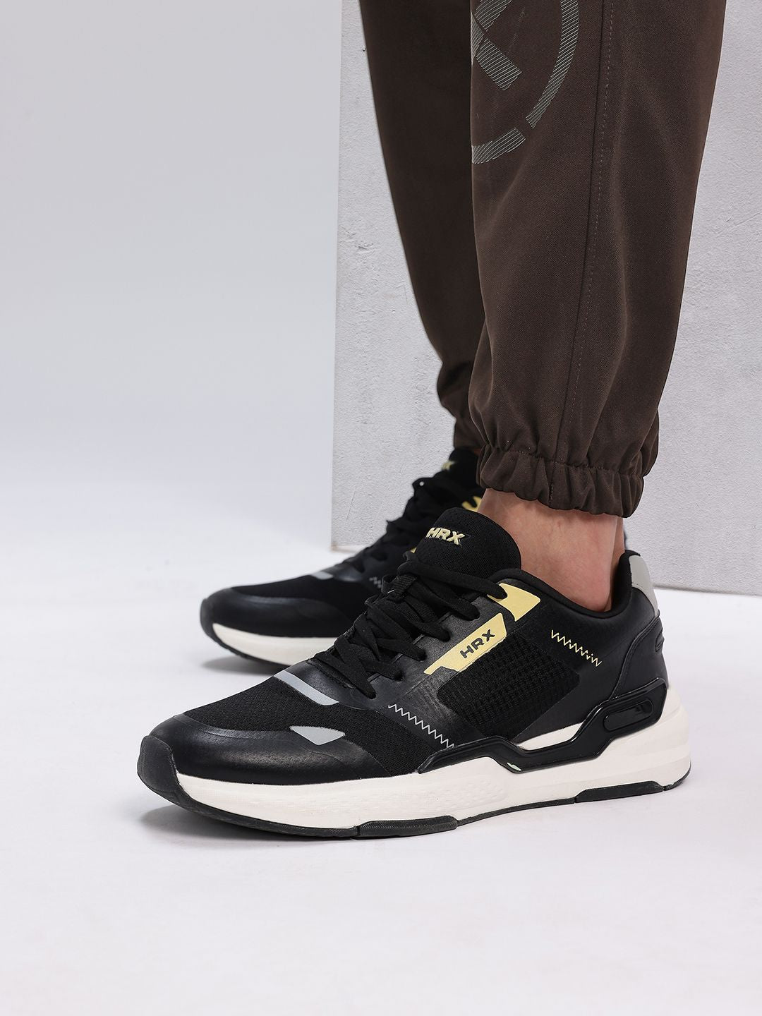 HRX by Hrithik Roshan Men Brand Logo Printed Mid-Rise Rapid-Dry Training Joggers