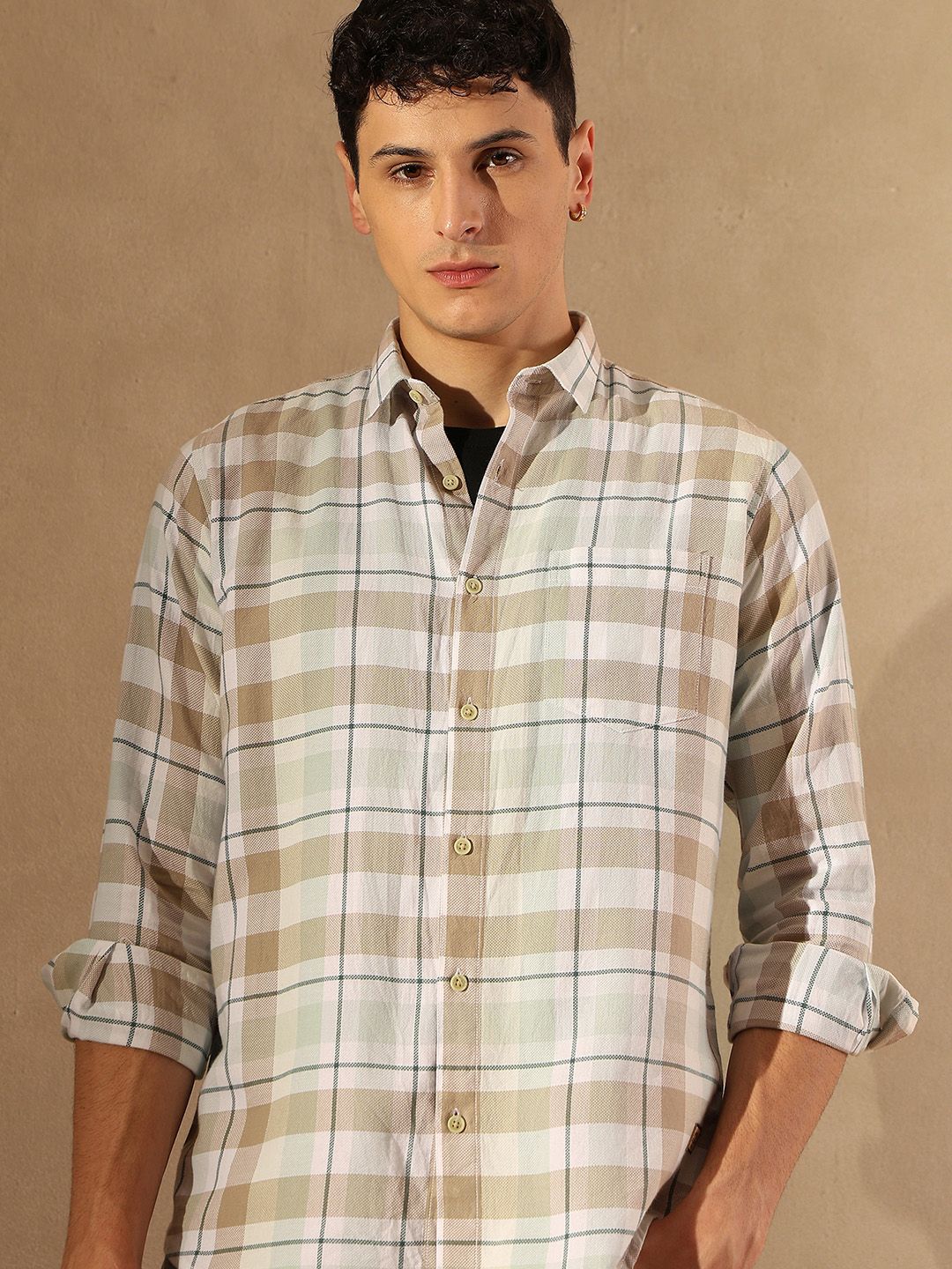 DENNISON Spread Collar Checked Casual Shirt