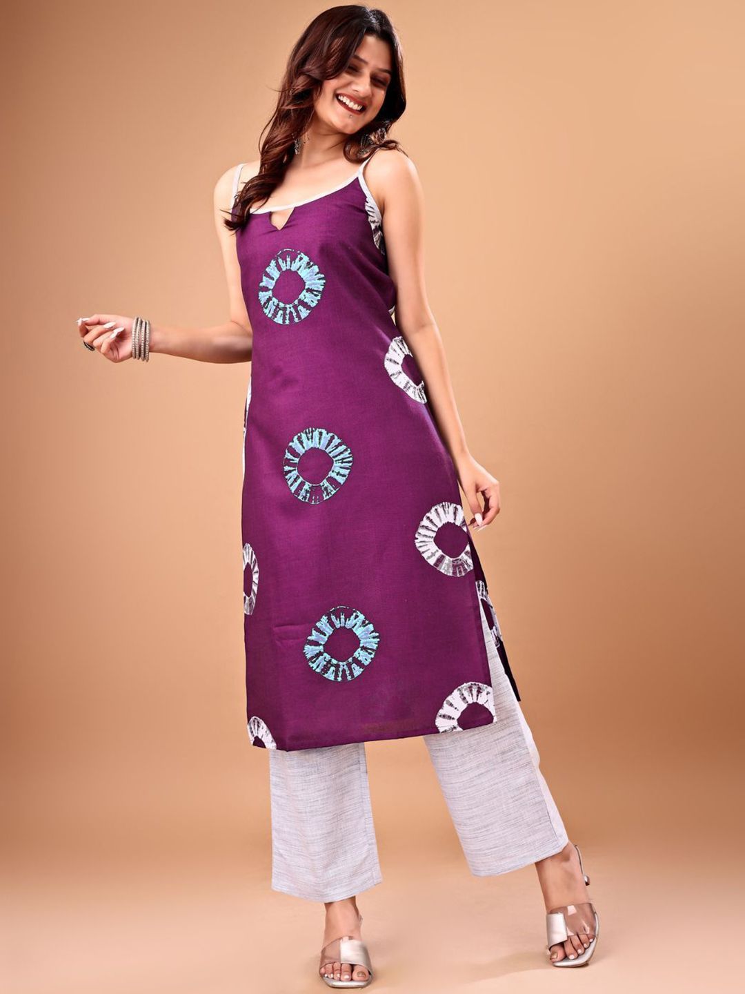 KALINI Women Abstract Printed Kurta with Palazzo