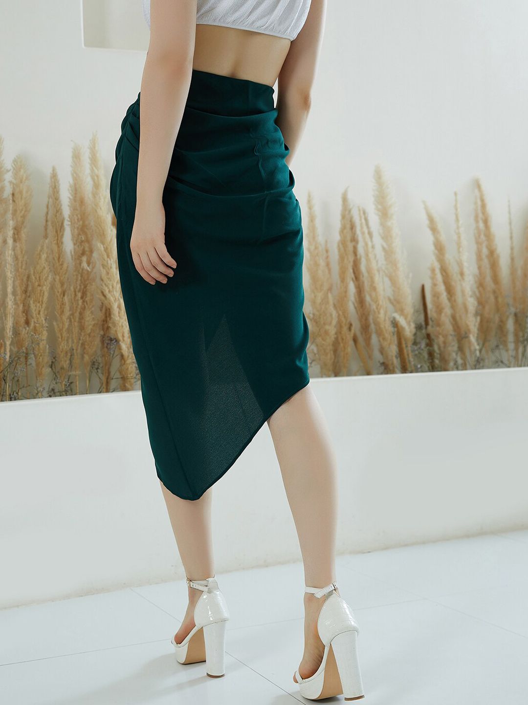 Berrylush Green High Rise Tulip Midi Skirt
