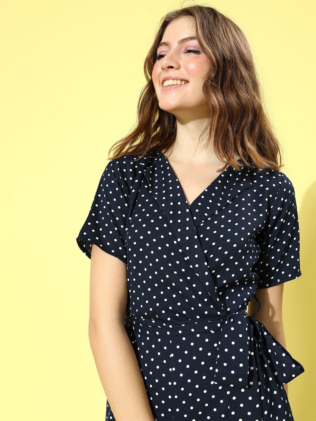 Berrylush Navy Blue & White Shawl Neck Printed Culotte Jumpsuit