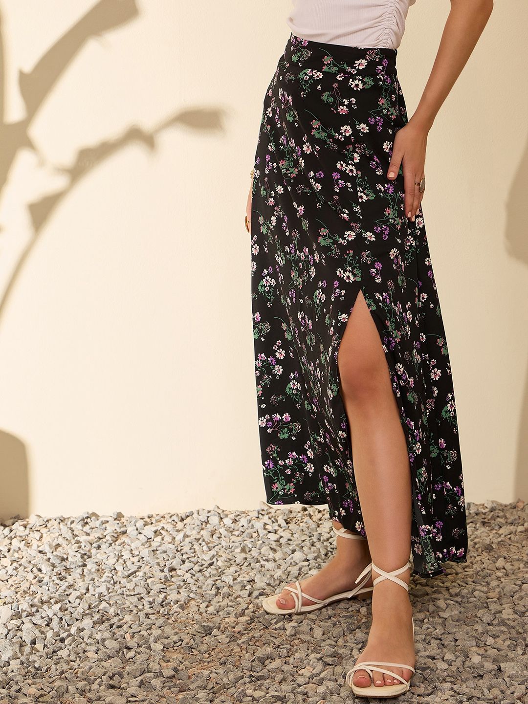 Berrylush Women Floral Printed A-line Maxi Skirt