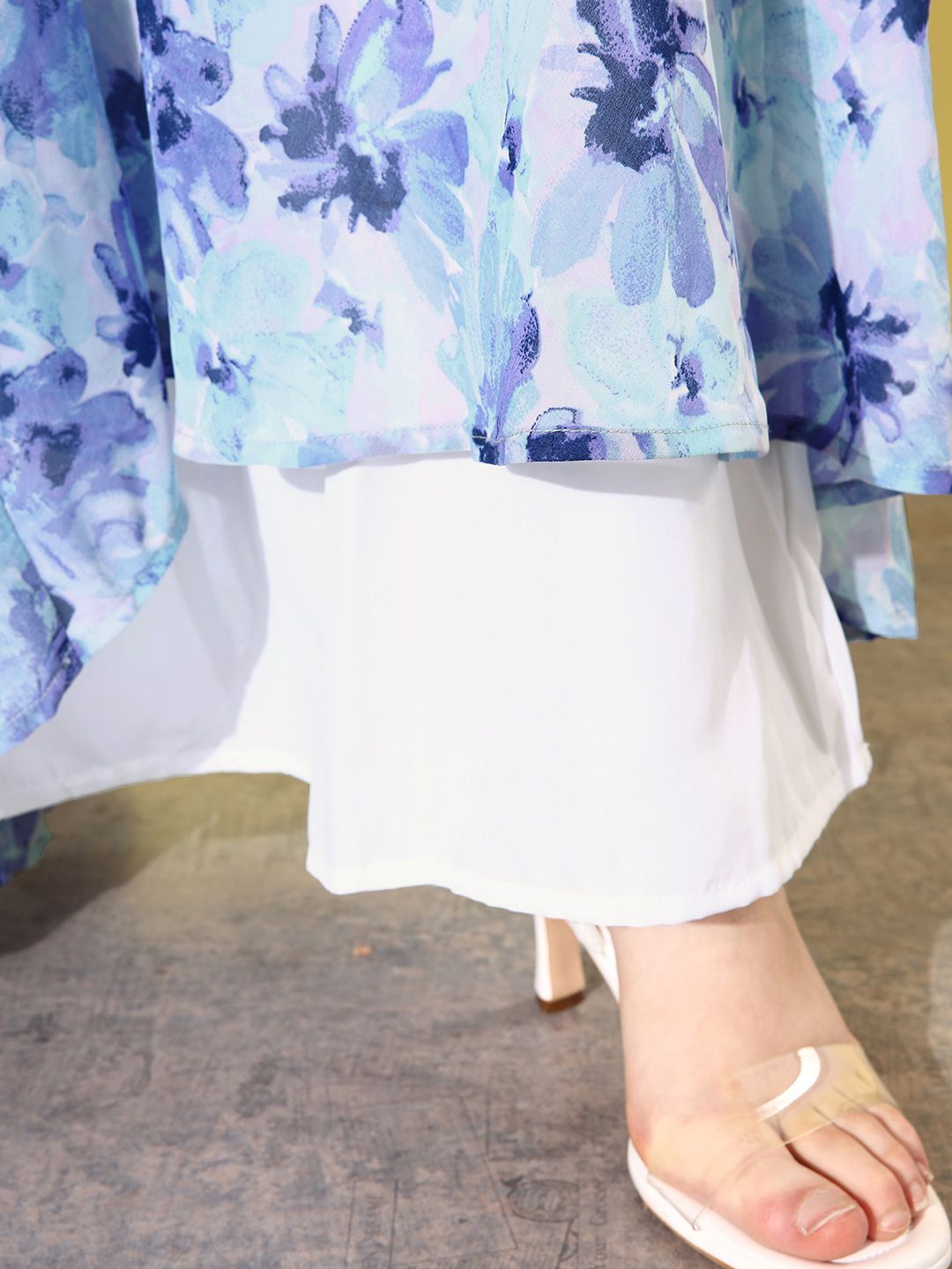 QUIERO Printed Top with Palazzos