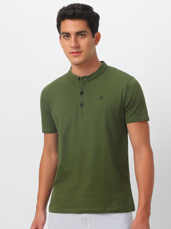 Urbano Fashion Men Olive Green Solid Slim Fit Mandarin Collar Pure Cotton T-shirt