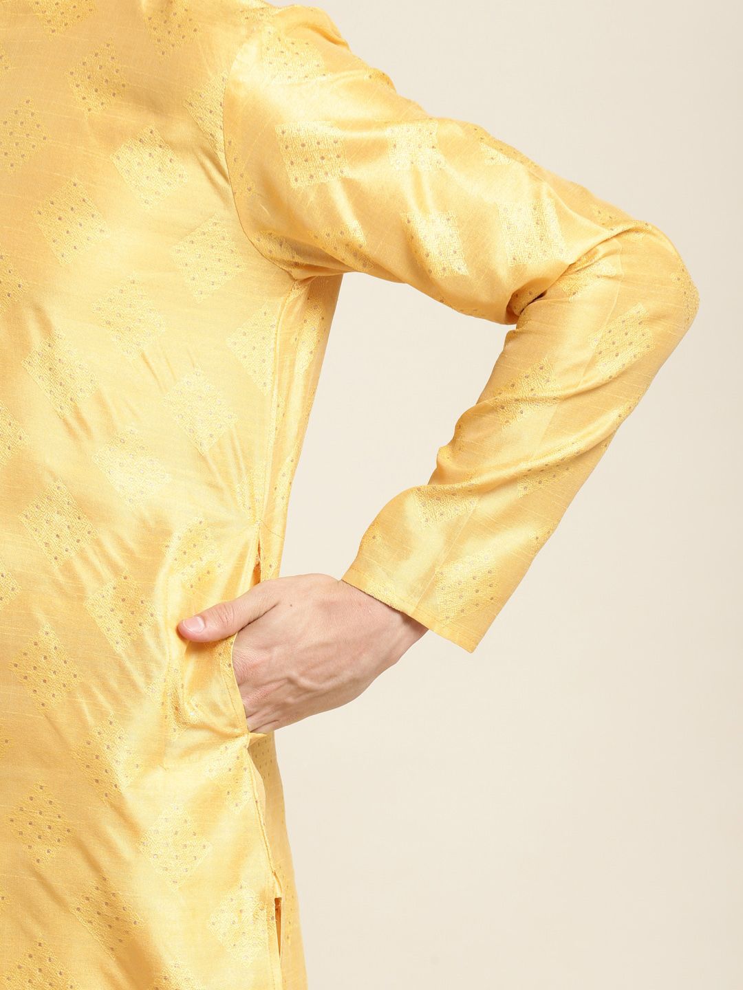 SOJANYA Woven Design Mandarin Collar Thread Work Cotton Silk Kurta