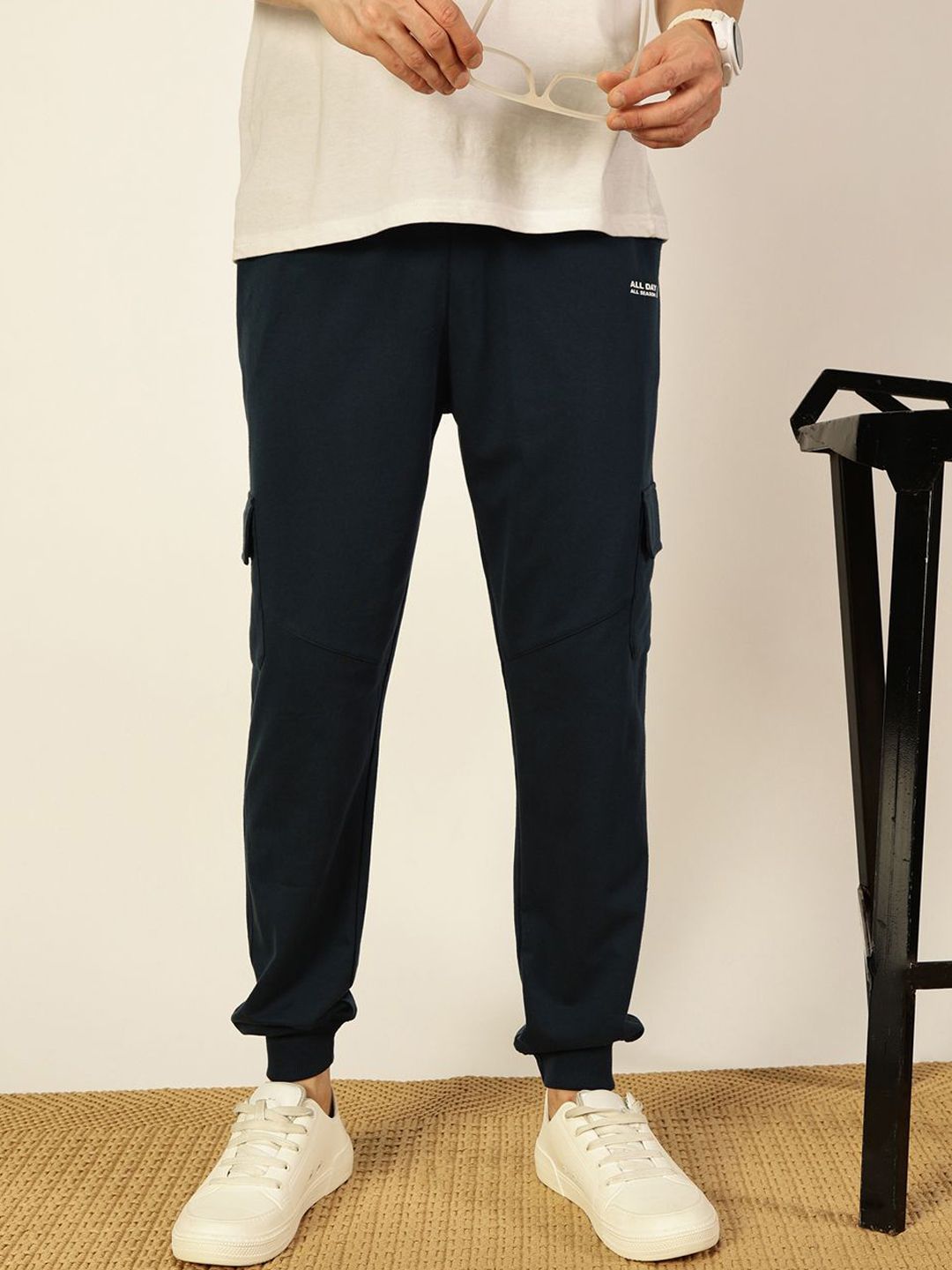 Thomas Scott Men Mid-Rise Anti Odour Joggers